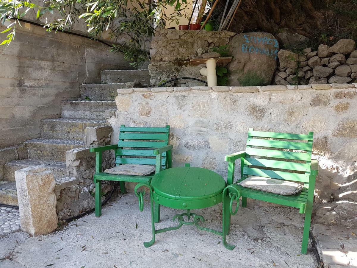 Bohali'S House Villa Sinarades Ngoại thất bức ảnh